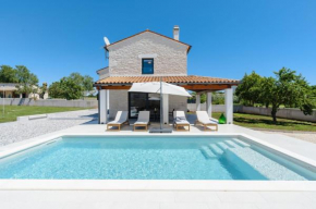Villa Tonka